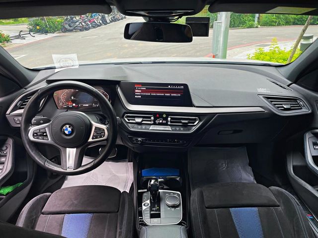 BMW寶馬 118I  第5張相片