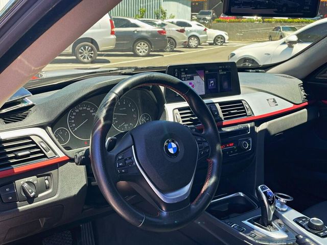 BMW寶馬 320I GT  第16張相片