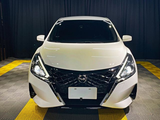 NISSAN日產 TIIDA  第3張相片