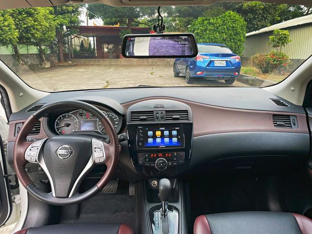 NISSAN日產 TIIDA  第5張相片