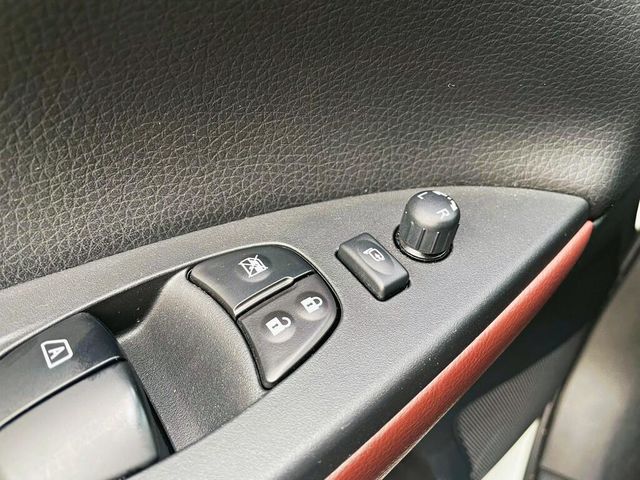 NISSAN日產 TIIDA  第12張相片