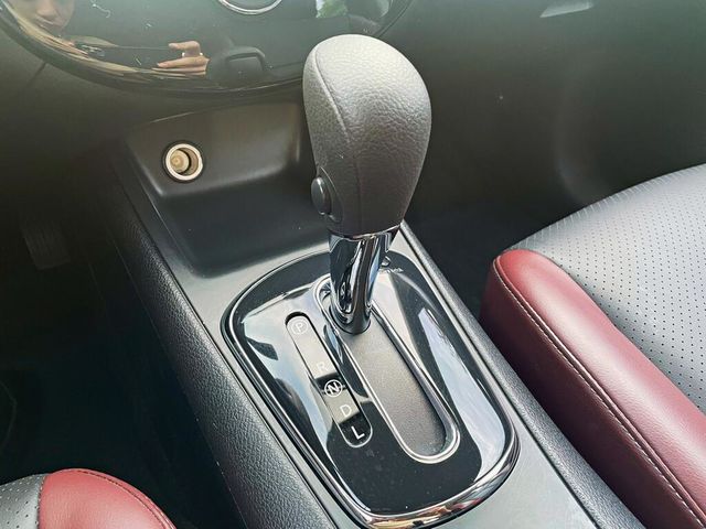 NISSAN日產 TIIDA  第15張相片