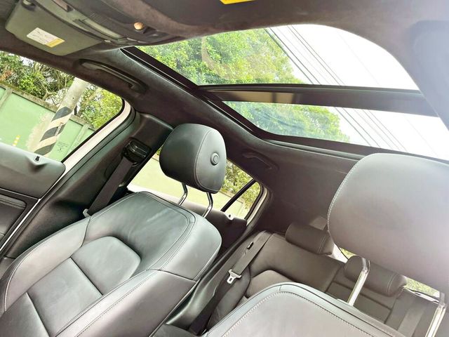 INFINITI無限 Q30  第6張相片