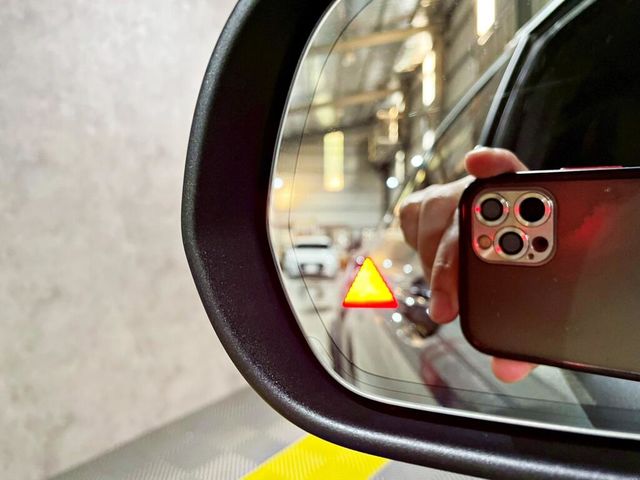 M-BENZ賓士 GLC300 AMG COUPE  第9張相片