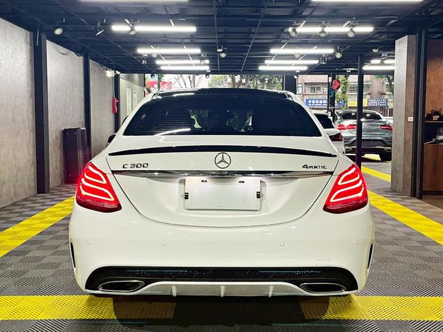 M-BENZ賓士 C300  第4張相片