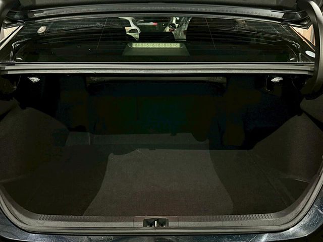 TOYOTA豐田 CAMRY HYBRID  第20張相片