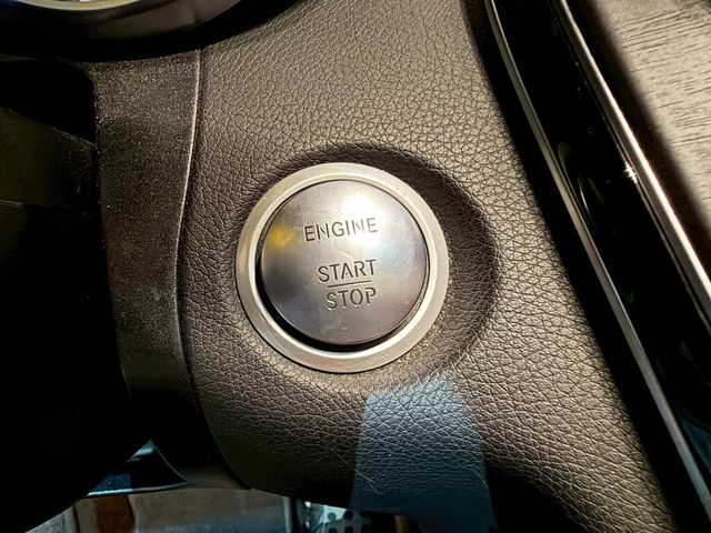 M-BENZ賓士 C250 COUPE  第13張相片