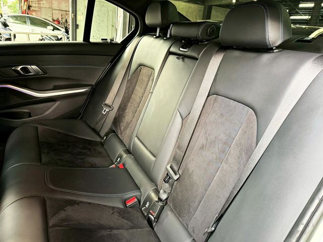 BMW寶馬 320I M SPORT  第20張相片