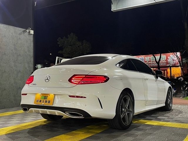 M-BENZ賓士 C250 COUPE  第2張相片