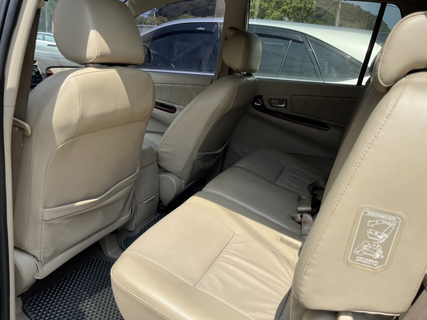 (認證車) 2008年 Toyota Innova伊諾瓦 客貨兩用 2.7L (里程保證)  第6張相片