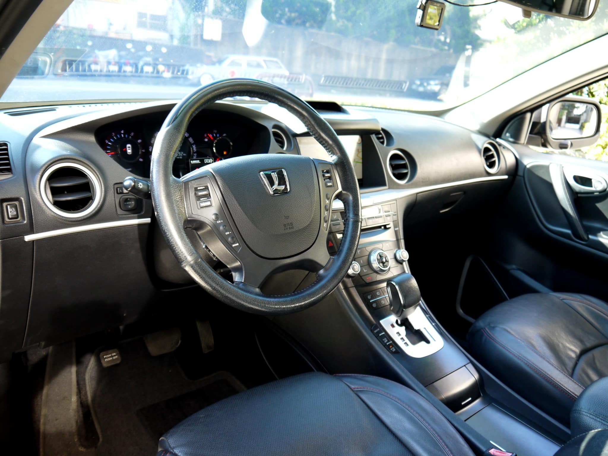 (認證車) 2013年納智捷 U7 (原版件、里程保證只跑3萬公里)  第3張相片