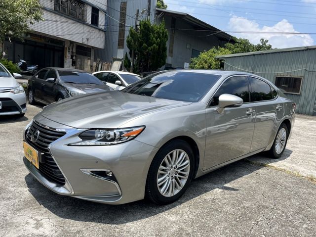 Lexus 凌志 ES200  第1張相片