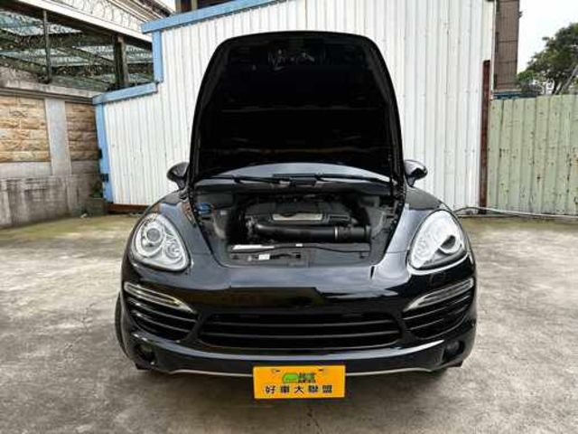 PORSCHE保時捷 CAYENNE  第12張相片