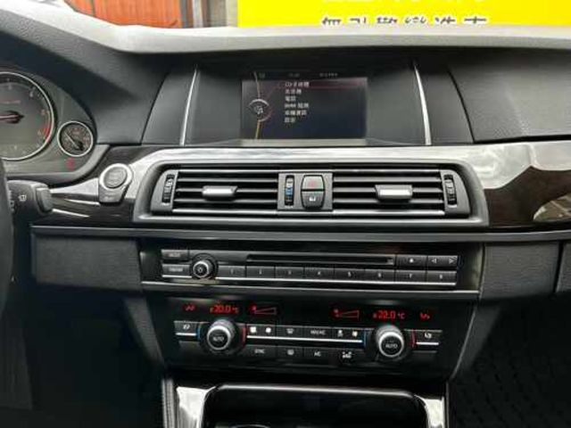 BMW寶馬 520D  第8張相片