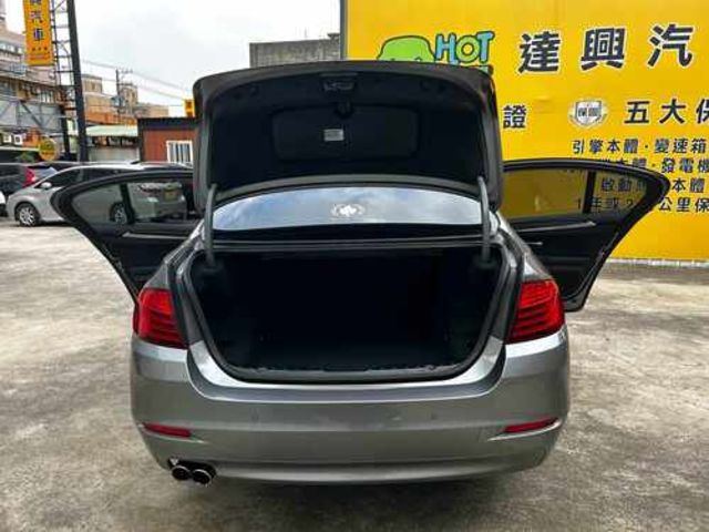 BMW寶馬 520D  第11張相片