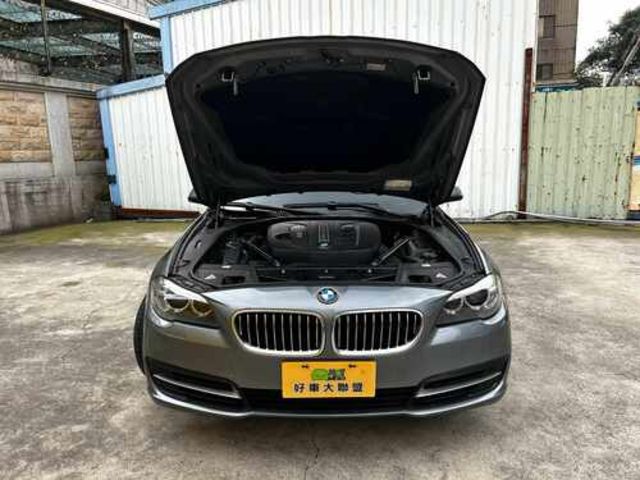 BMW寶馬 520D  第12張相片