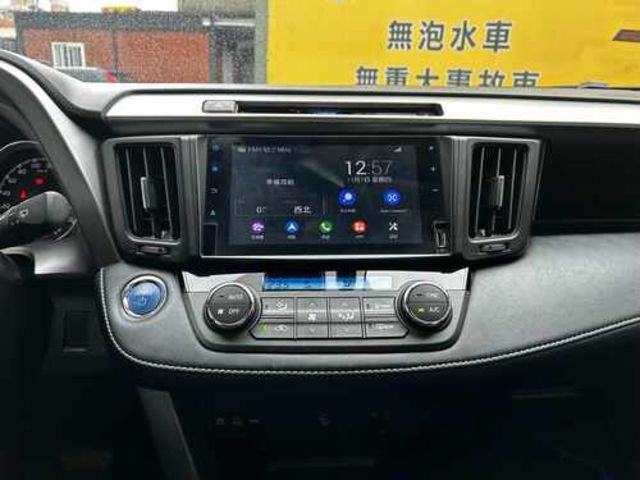 TOYOTA豐田 RAV4  第8張相片