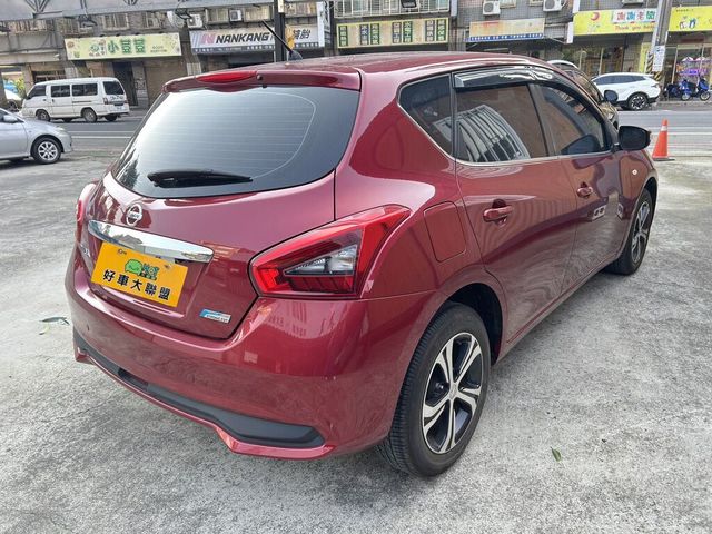 NISSAN日產 TIIDA  第2張相片