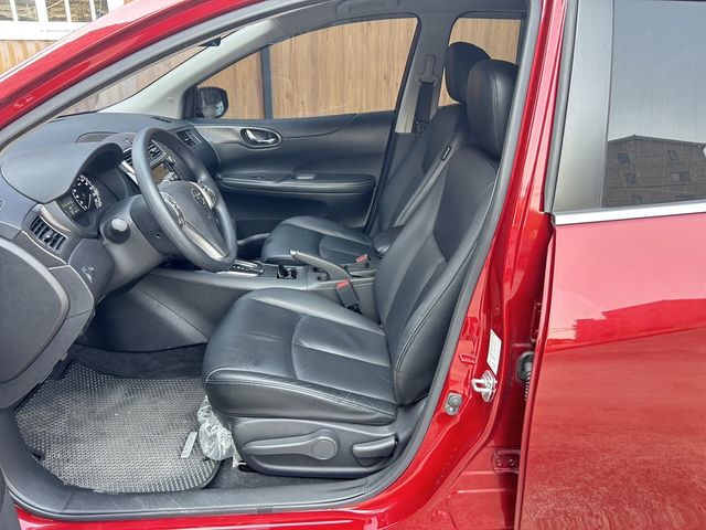 NISSAN日產 TIIDA  第3張相片