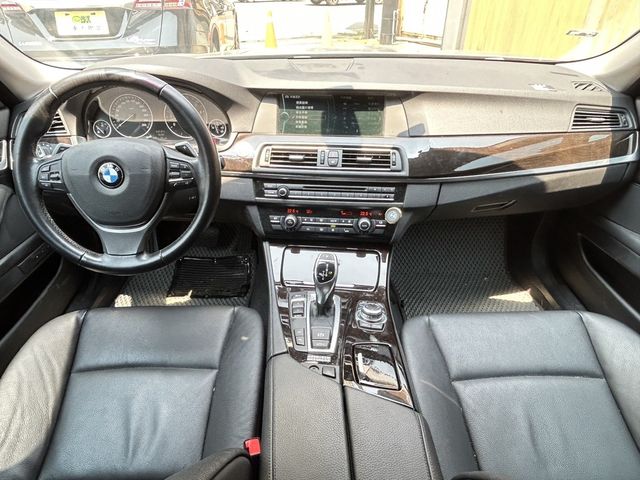 BMW寶馬 528I  第5張相片