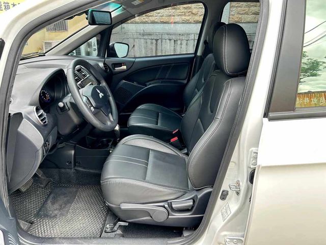 MITSUBISHI三菱 COLT PLUS  第3張相片