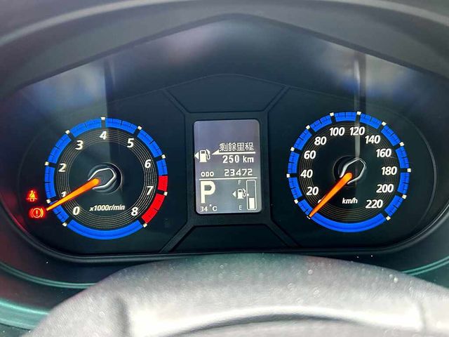MITSUBISHI三菱 COLT PLUS  第8張相片