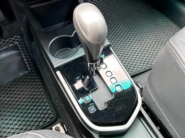 MITSUBISHI三菱 COLT PLUS  第10張相片
