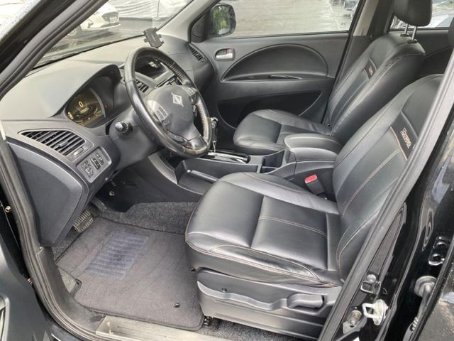 Mitsubishi  Zinger  第9張相片