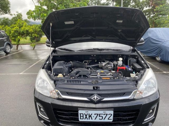 Mitsubishi  Zinger  第15張相片