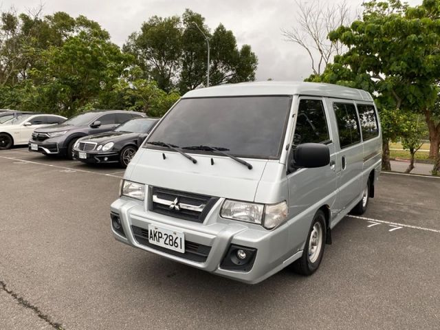 Mitsubishi  Delica 2.4 ．8人座 娃娃車改回 原板跑1  第3張相片