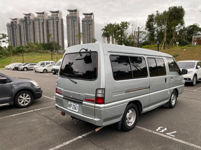 Mitsubishi  Delica 2.4 ．8人座 娃娃車改回 原板跑1  第5張相片