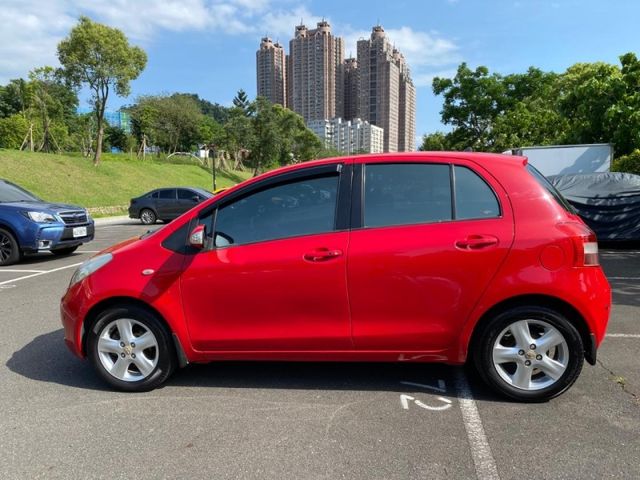Toyota  Yaris  第7張相片