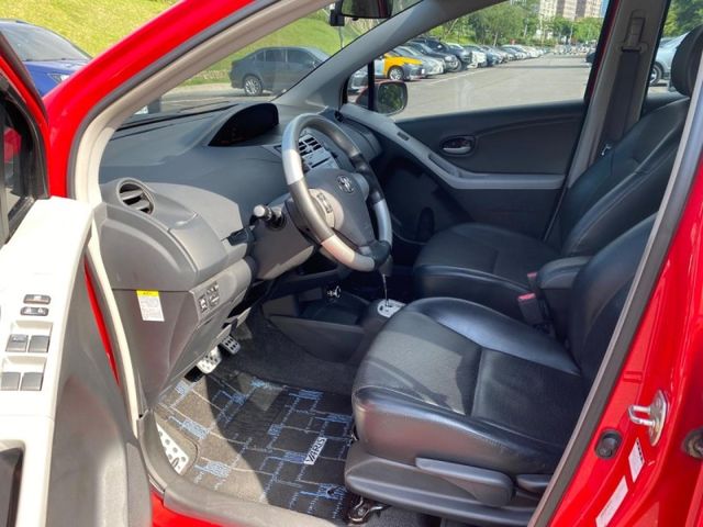 Toyota  Yaris  第8張相片