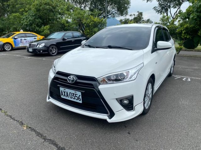 Toyota  Yaris 一手認證 跑  第2張相片