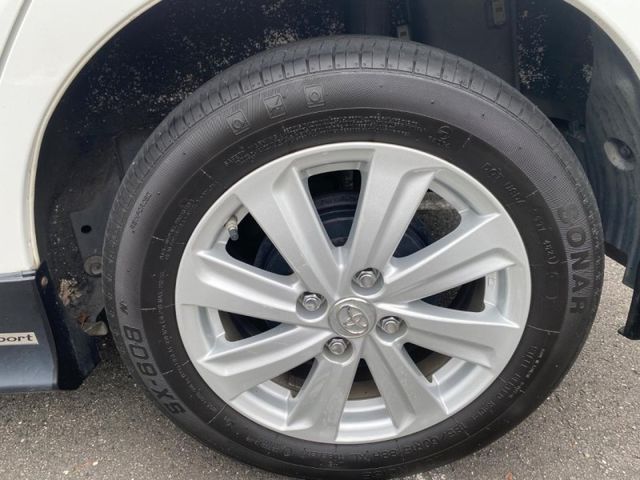 Toyota  Yaris 一手認證 跑  第8張相片