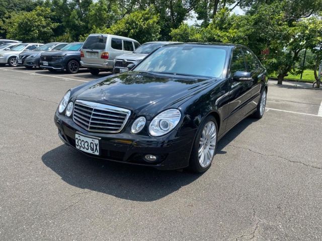 Mercedes-Benz/賓士   E-CLASS  E280 2.8馬力強 稅金省 一手原板 祗跑15萬   第3張相片