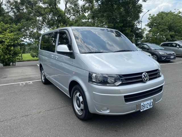 Volkswagen 福斯  T5 頂級自排8人（短軸）一手原板袛跑13萬公里   第1張相片