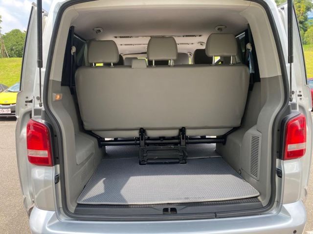 Volkswagen 福斯  T5 頂級自排8人（短軸）一手原板袛跑13萬公里   第15張相片