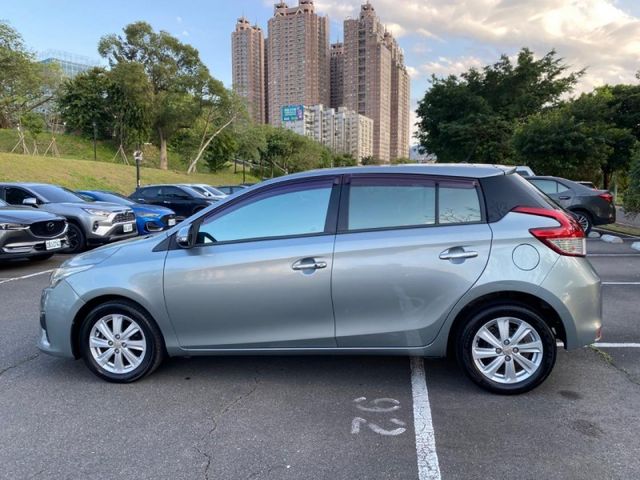 Toyota  Yaris  第7張相片