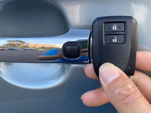 Toyota  Yaris  第9張相片