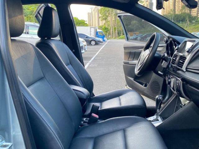 Toyota  Yaris  第12張相片