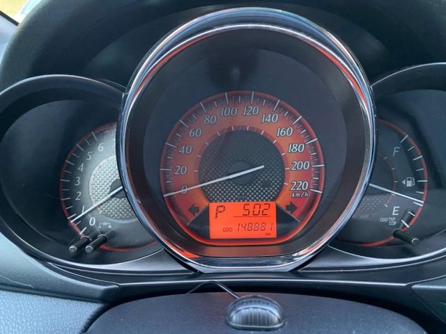 Toyota  Yaris  第20張相片