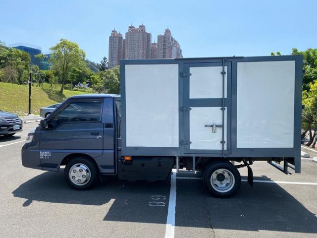 Mitsubishi  Delica  第7張相片