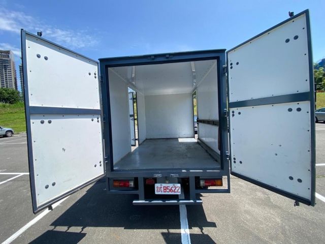 Mitsubishi  Delica  第10張相片