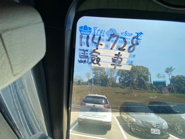 Mitsubishi  Delica  第17張相片