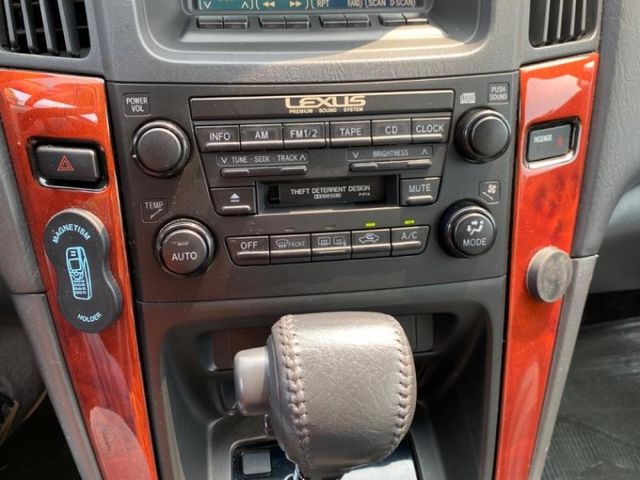 Lexus  RX  第18張相片