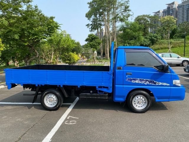 Mitsubishi  Delica  第3張相片