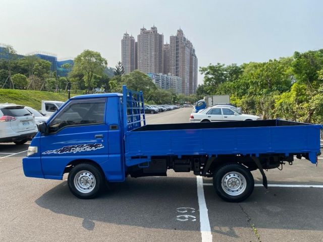 Mitsubishi  Delica  第7張相片