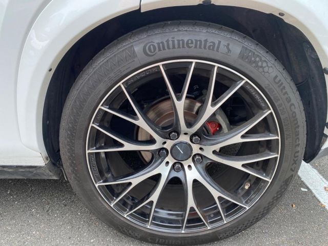 Lexus  NX  第9張相片