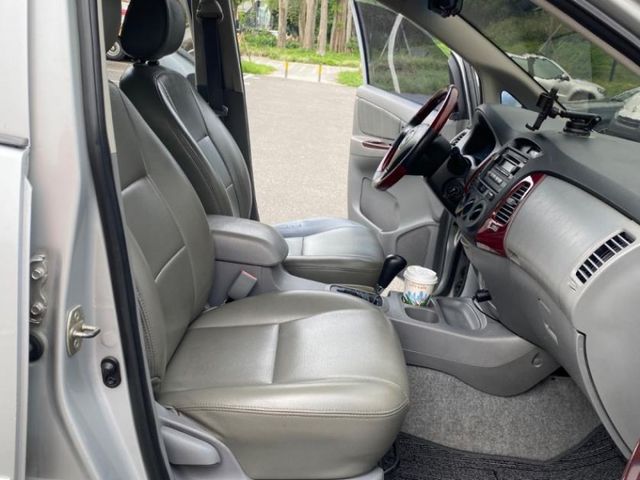 Toyota  Innova  第11張相片
